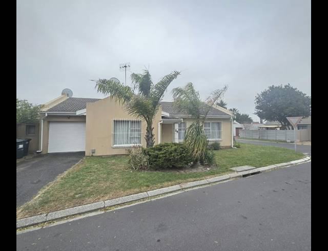 3 BEDROOM HOUSE FOR SALE IN OAKGLEN